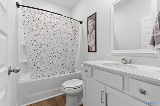 Building Photo - 344 Sandy Oak Dr