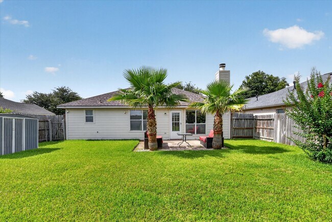 Building Photo - 16211 Whitesage Ct