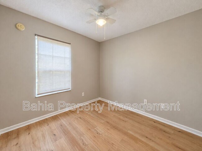 Building Photo - 11838 Deer Path Way