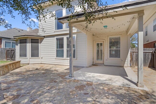 Building Photo - 620 Middle Creek Dr