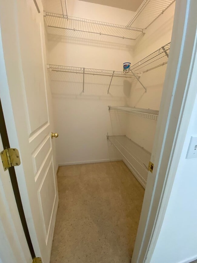 Building Photo - Cozy Home for rent in Visalia