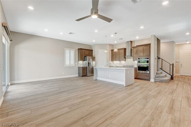 Building Photo - 4124 Elegant Chateau St
