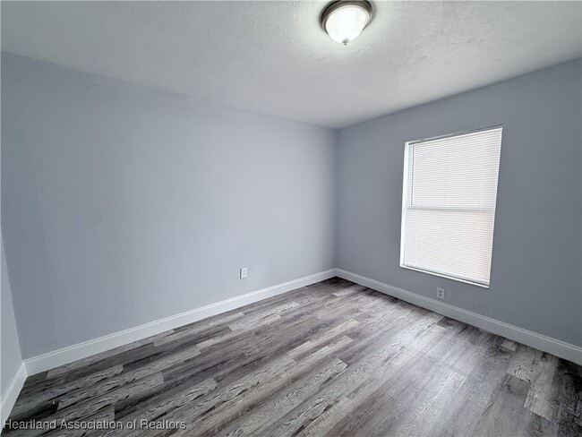 Building Photo - 508 W Hal McRae Blvd