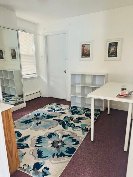 office - 38 Howard St