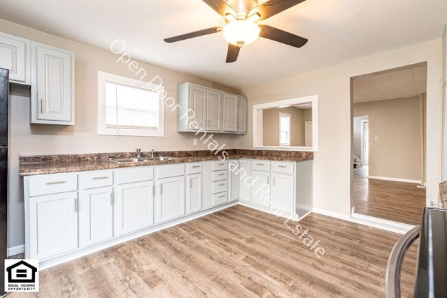 Building Photo - 3 bedroom home now available