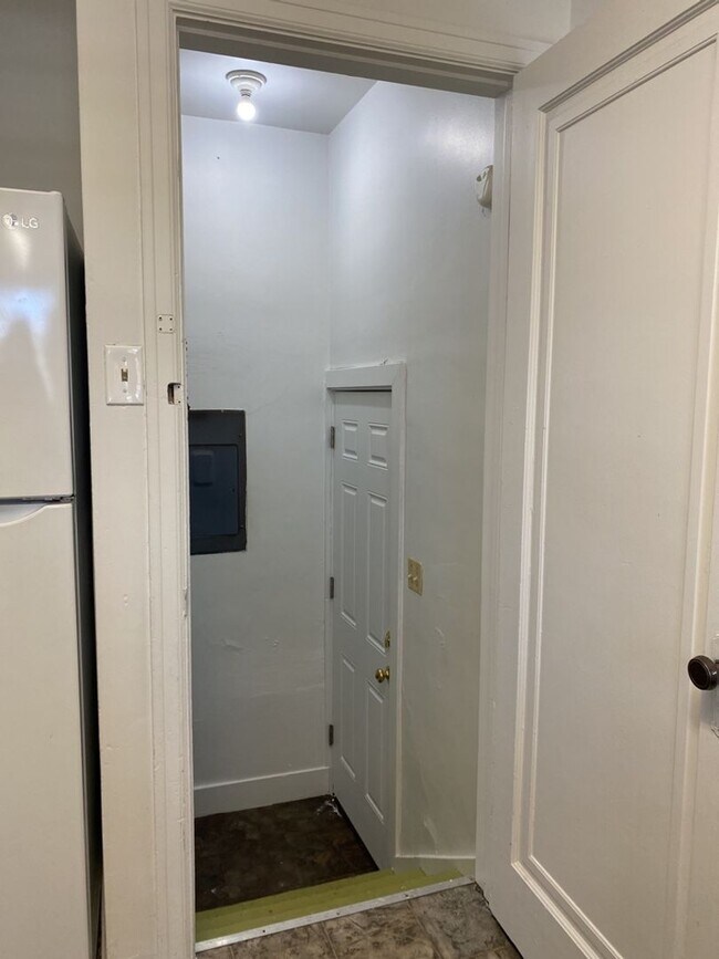 Building Photo - 2 Bed / 2 Bath Home - Close to UNC