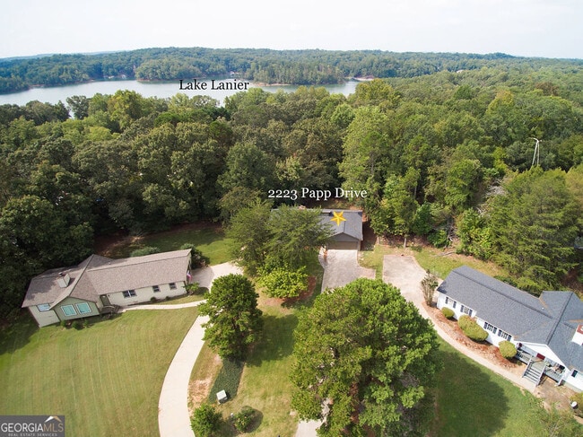 Building Photo - 2223 Papp Dr