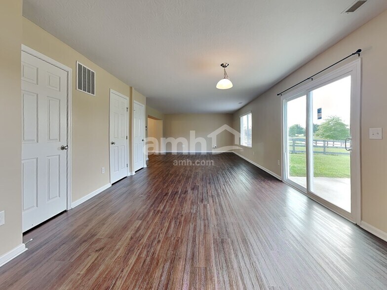 Building Photo - 1165 Carrington Pl