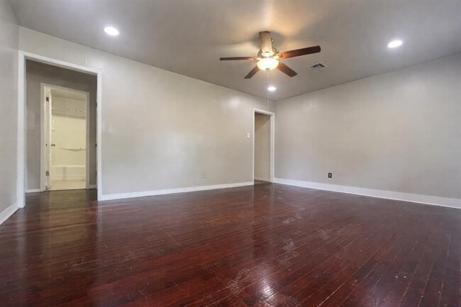 Building Photo - 1817 Breckenridge Dr