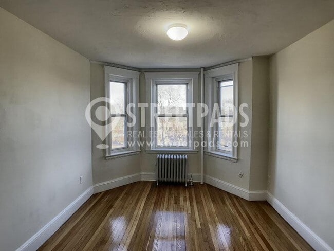 Building Photo - 1 bedroom in Boston MA 02215
