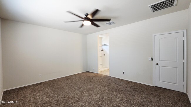 Building Photo - 236 S San Jose Ln