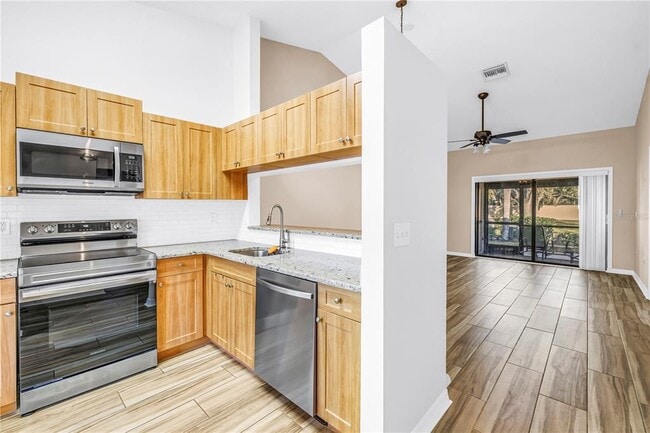 Building Photo - 8415 Gardens Cir