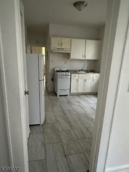 Building Photo - 231 Alexander St