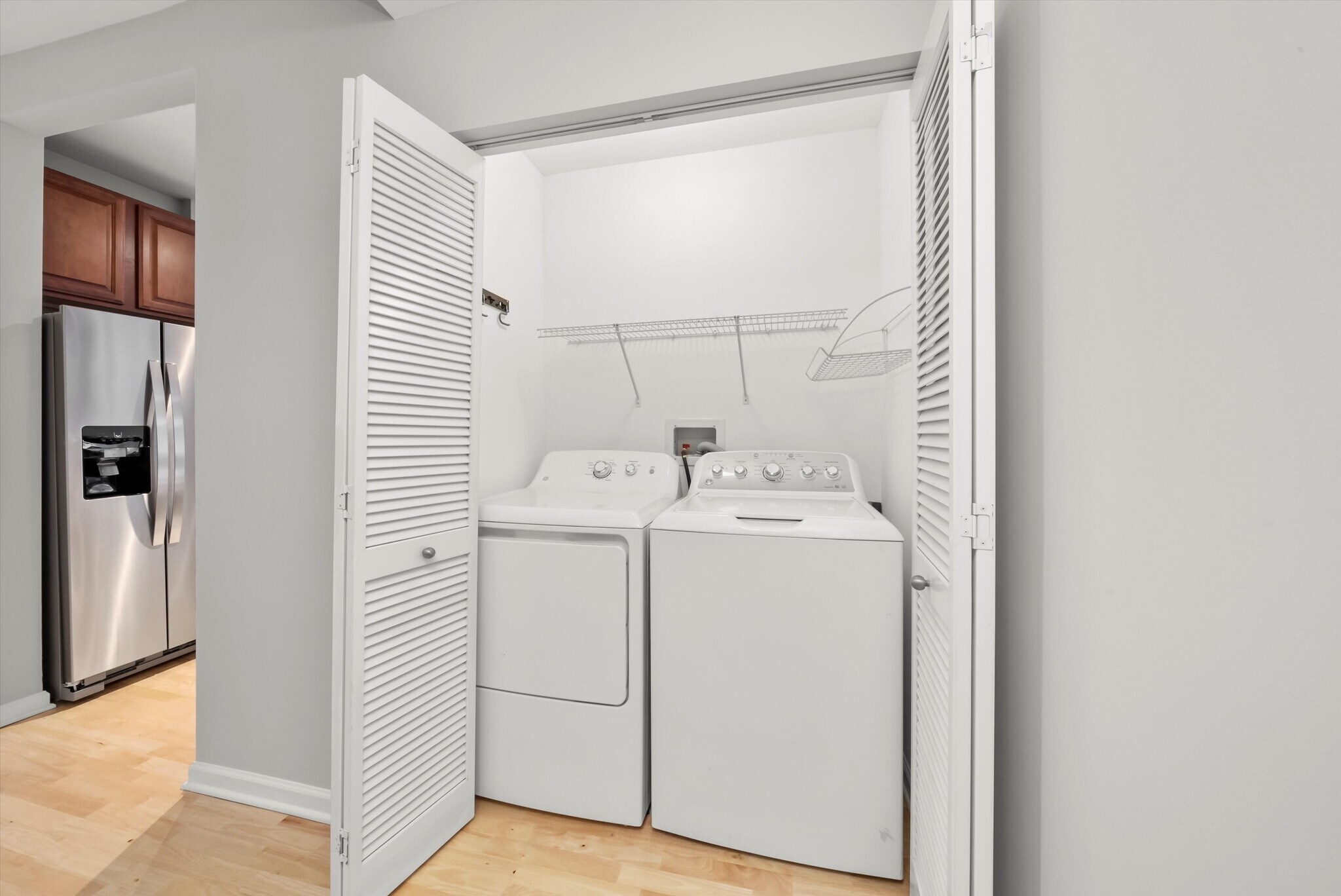 Building Photo - 1255 S State St