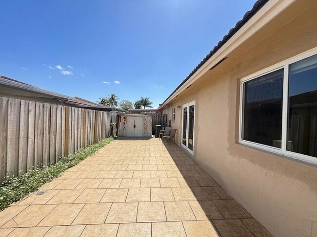 Building Photo - 17255 NW 72nd Ct