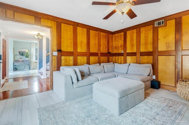 Building Photo - 4261 Obregon Dr