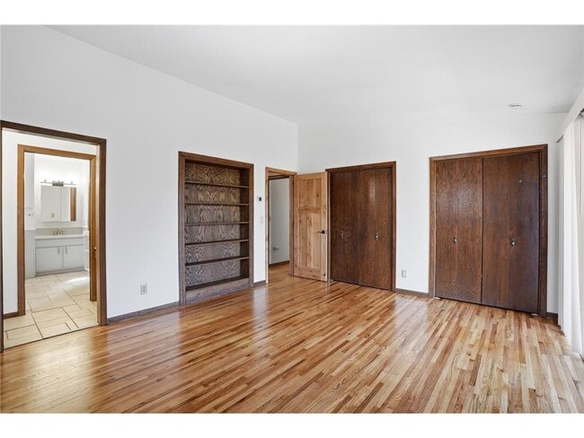 Building Photo - 15102 Afton Hills Dr S