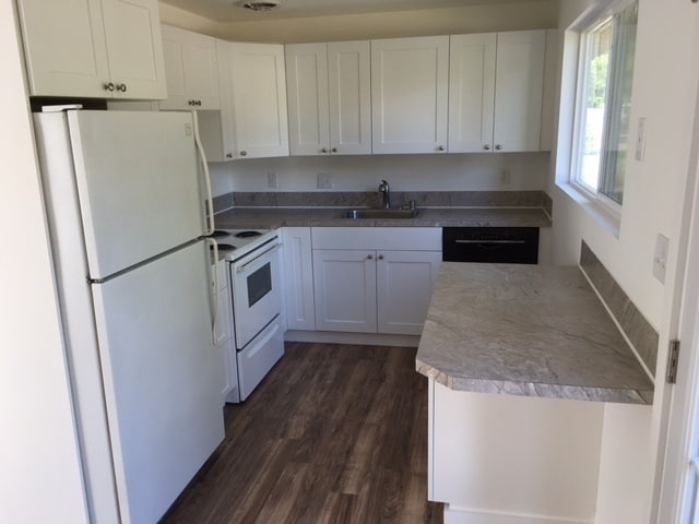 Building Photo - Sweet and Charming Rambler Available April...