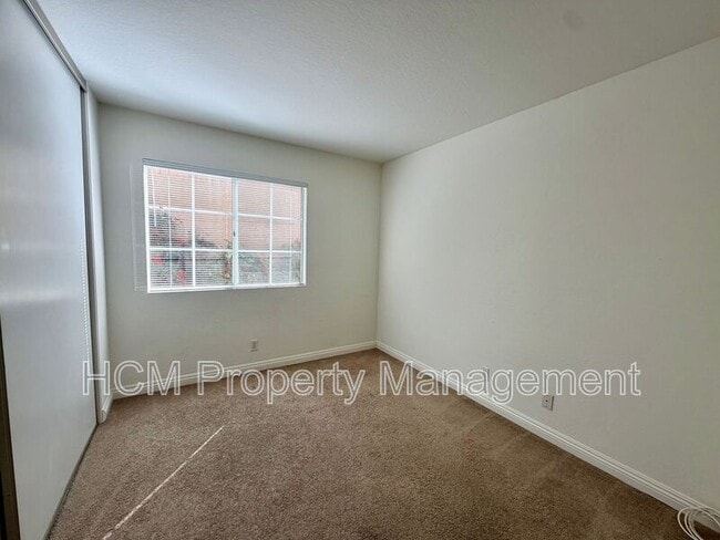 Building Photo - 59 Bridgeport