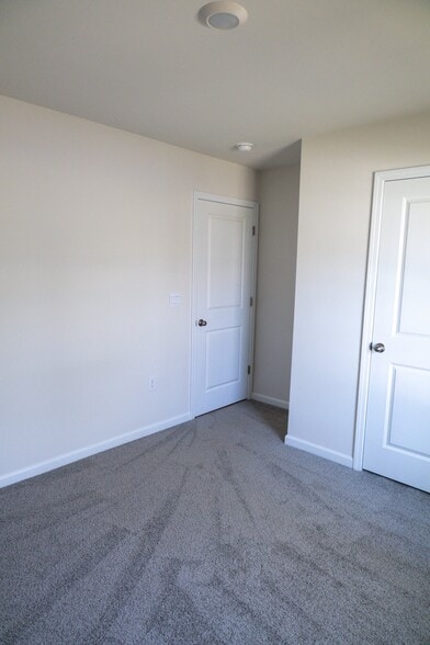 Building Photo - 239 Mable Leaf Ln