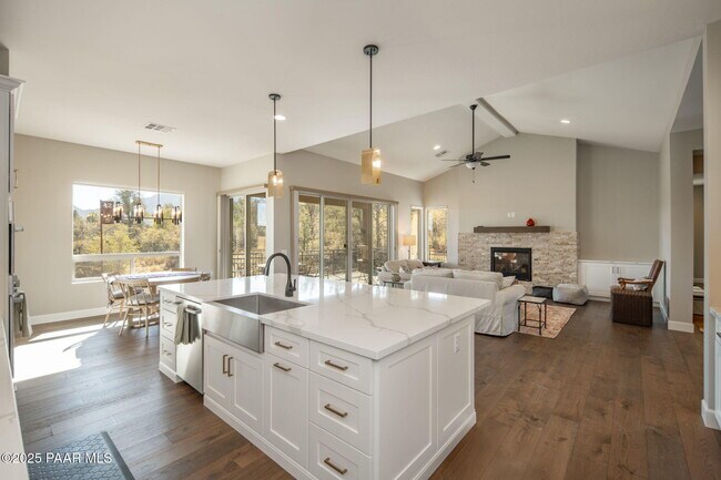 Building Photo - 9830 N American Ranch Rd