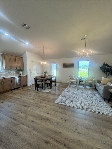 Building Photo - 13110 Lake Conroe Bay Rd
