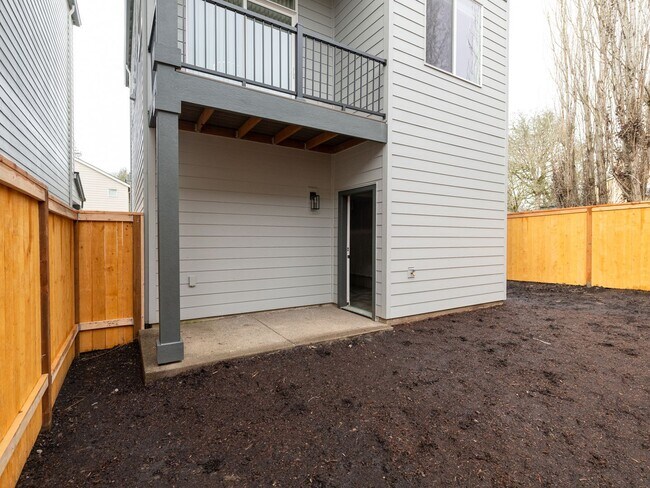 Building Photo - 9389 SW Eunice Ln