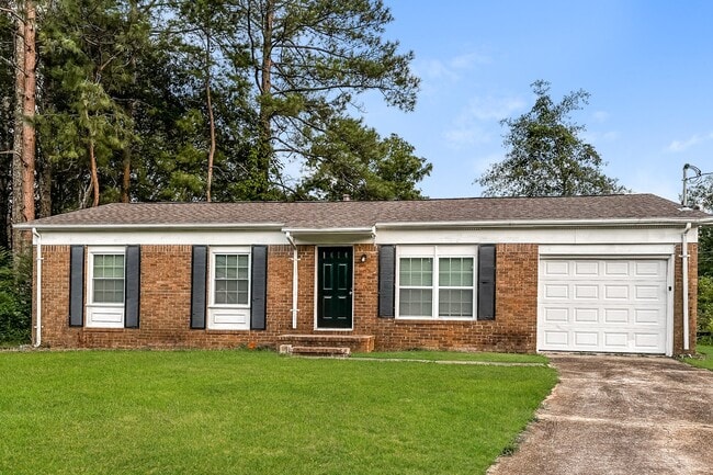 Building Photo - 129 Royal Ct
