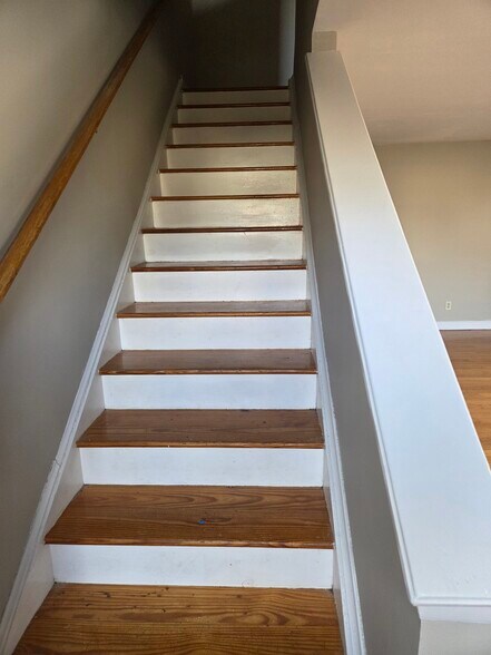 Building Photo - 37 Greenwich Ave