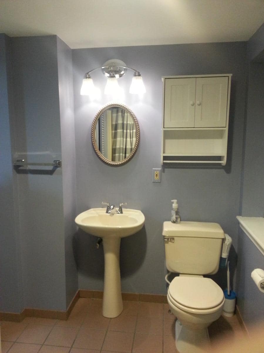 Bathroom - 178 S 17th St