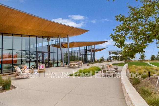 Building Photo - 27466 Mercantile Ct