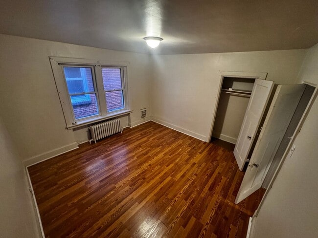 Building Photo - 5460 Broad St