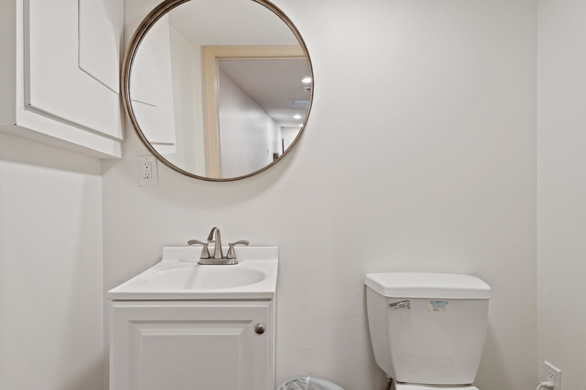 Building Photo - 710 Clymer St