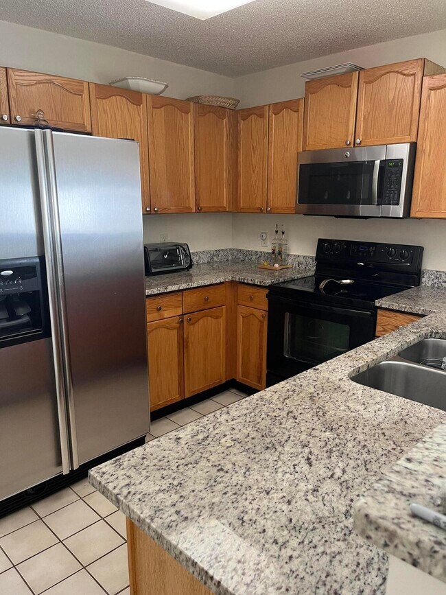 Building Photo - 1731 Shoreside Cir