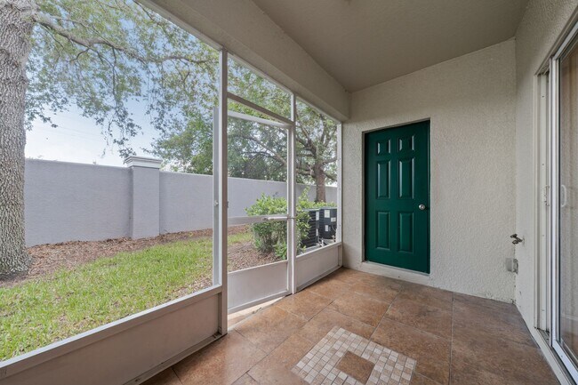 Building Photo - 2 Bedroom /2.5 bathrooms Town House. Just few minutes from Medical City.