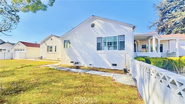 Building Photo - 207 S El Molino St