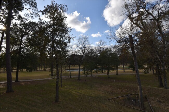 Building Photo - 12900 Walden Rd