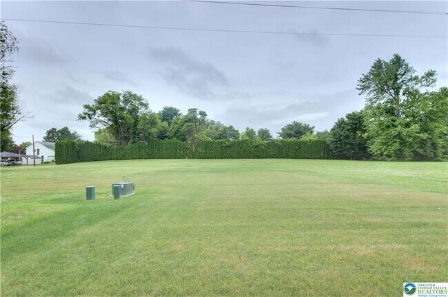 Building Photo - 1057 Decatur St