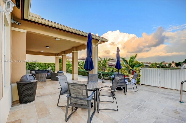 Building Photo - 11331 NW 44th Terrace