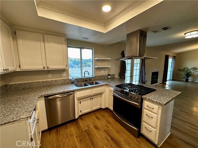 Building Photo - 15255 Rancho Rd