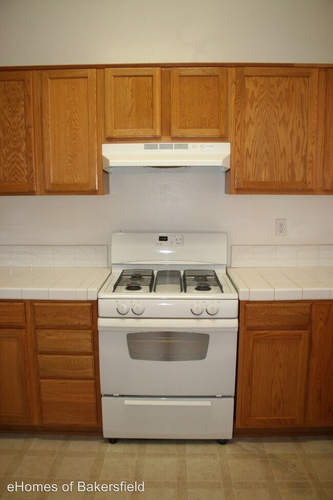 Building Photo - 549 Yellow Meadow Ct