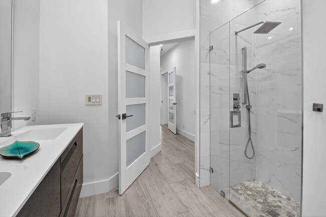 Building Photo - 6668 NW 25th Terrace