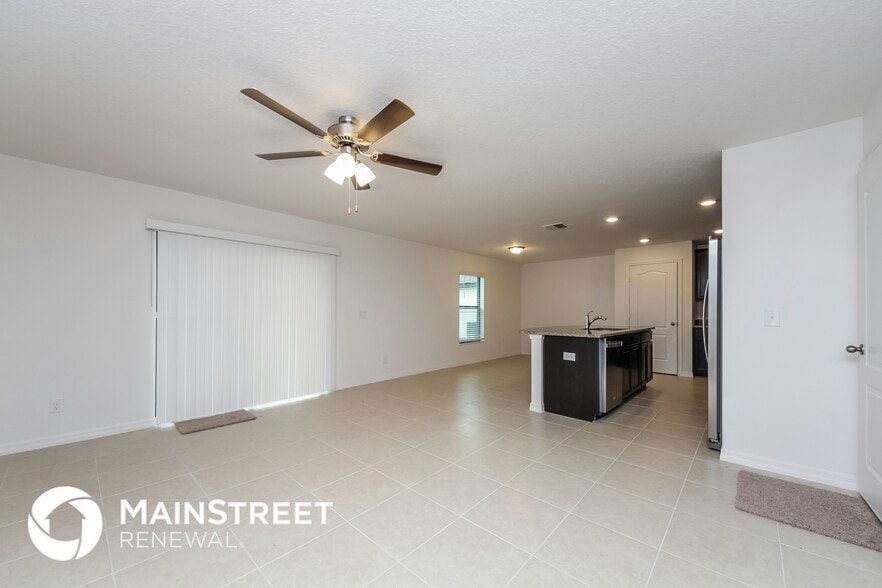 Building Photo - 2418 Caspian Dr