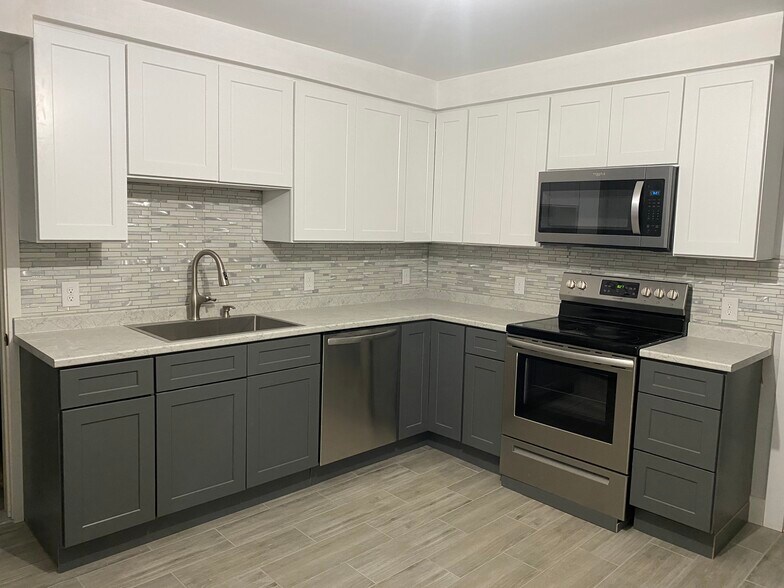 Kitchen - 92 Walnut St