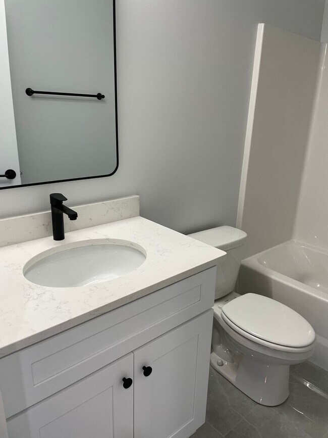 Building Photo - Beautiful Home for Rent – Modern Comforts & Great Features!