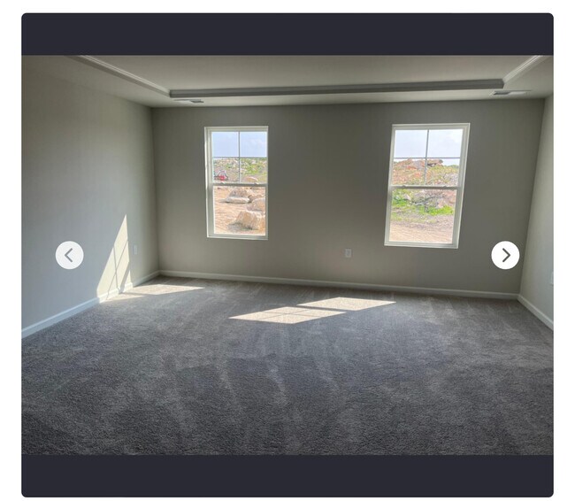 Building Photo - 5130 Anamosa St