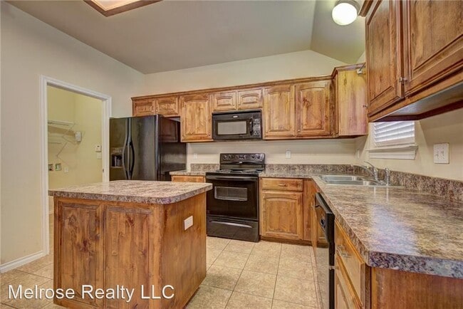 Building Photo - 3 br, 2 bath House - 2429 NW 158th Street