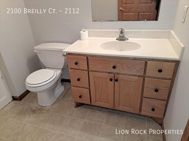 Building Photo - 2100 Breilly Ct