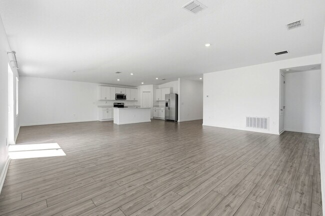 Building Photo - 14491 NW 165th Rd