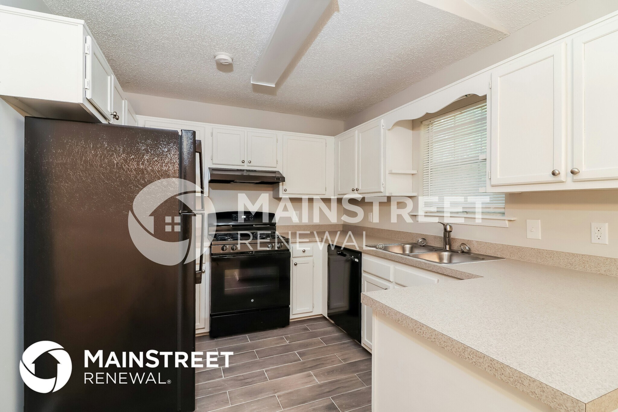 Building Photo - 306 Adelene Way